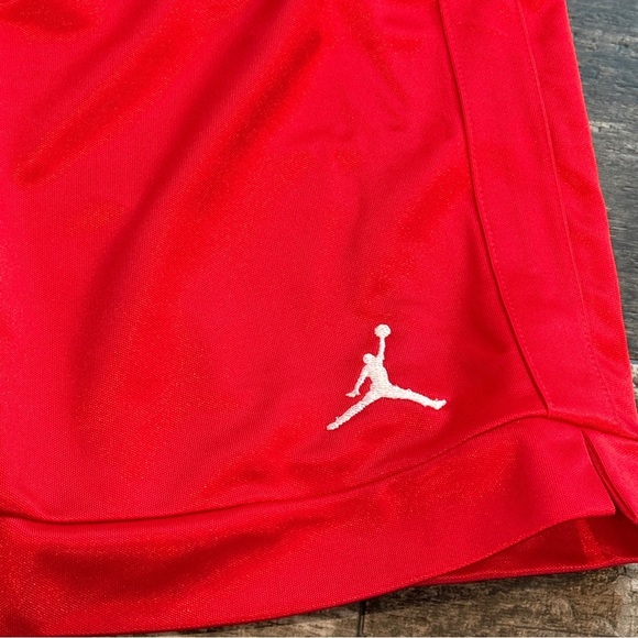 Nike Air Jordan Women’s Jumpman Basketball Shorts Red Large AT0538-657 NWT - Picture 2 of 14